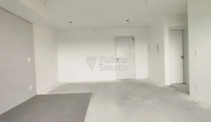 Localizado próximo à República do Líbano, Krolow, Stock Center e PraCasa Lorenzetti.