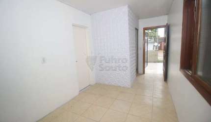 Casa com Pátio no Py Crespo - Conforto e Localização nas Três Vendas