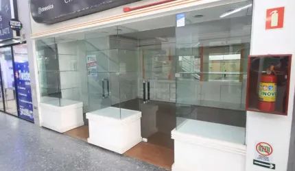 Loja Térrea no Edifício Shopping Calçadão - Destaque e Sofisticação em Localização Estratégica!