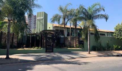 SOBRADO ESPAÇOSO COM 4 QUARTOS  NO SETOR SUDOESTE