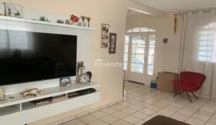 CASA 3 QUARTOS VILA BRASILIA - APARECIDA DE GOIANIA