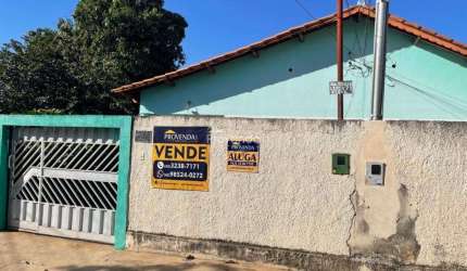 CASA 3 QUARTOS SENDO 1 SUITE NO SETOR SUL,GOIÂNIA-GO