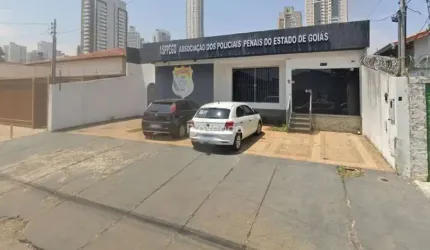CASA NO JARDIM AMÉRICA, GOIÂNIA-GO