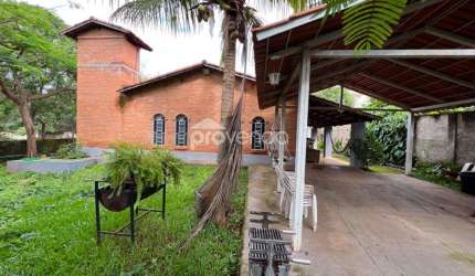 CASA 04 QUARTOS SENDO 02 SUÍTES - TERRENO 1.150m² - CONDOMÍNIO PARQUE DOS CISNES