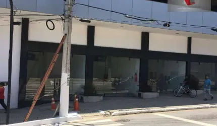 Loja para alugar, 32 m² por R$ 3.401,27/mês - Imbetiba - Macaé/RJ