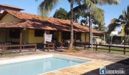 Excelente casa c/5Qtos 4suítes, piscina, churrasqueira e campo futebol em Itaipuaçu