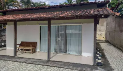 FL51 - Excelente casa com piscina, em condomínio, no Flamengo.