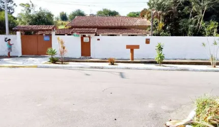 PG728 - Oportunidade: casa com 2 quartos à venda em Itapeba.