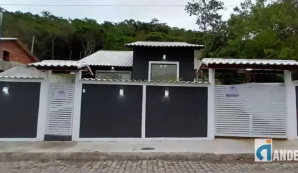 AT1020 - Excelente casa em condomínio, próximo à Inoã.