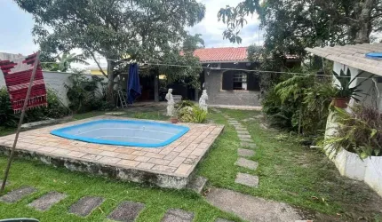 Ótima casa 2 Quartos (1 suíte) com piscina, churrasqueira + anexo no Jd. Atlântico em Itaipuaçu