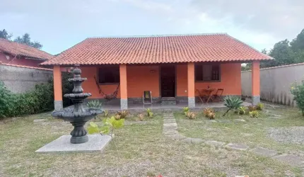 Casa 2 Quartos terreno inteiro prox. a praia em Itaipuaçu