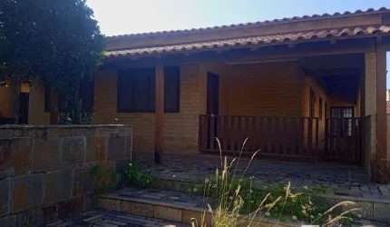 JA8905 - Casa no Jardim Atlântico c/ 3 quartos, banheiro com banheira!!!