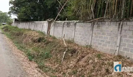 TERRENO PLANO - ACEITA FINANCIAMENTO DA CAIXA