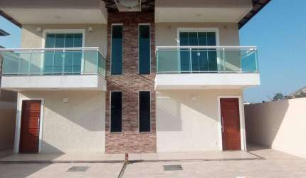 Duplex com 2 suítes com fino acabamento no Barroco em Itaipuaçu