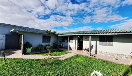 Excelente Casa com 3 Dormitórios e 1 Suíte na Praia de Cidreira/RS