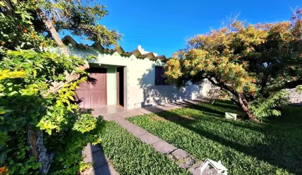 Casa com 3 Dormitórios Praticamente ao lado do Supermercado Asun - Cidreira/RS
