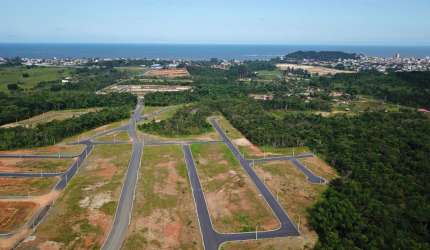 Loteamento Pedras Brancas: seu novo lar em Barra Velha te espera!