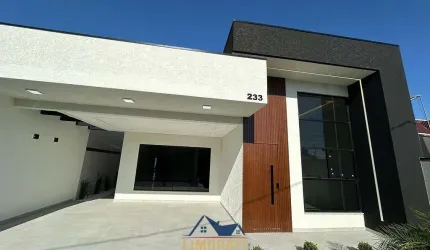 Casa alto padrão no bairo Eucaliptos FRG.