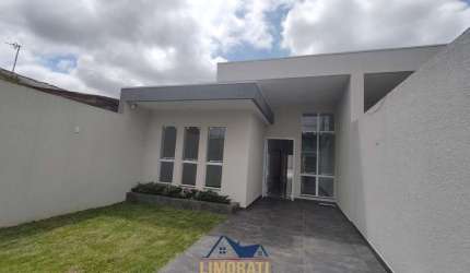 Casa com piscina Eucaliptos FRG.