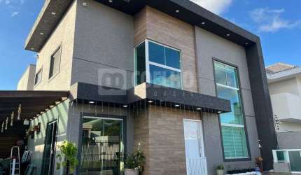 Sobrado Lindo à Venda 157m² com móveis planejados e 3 quartos, 1 suíte Monte Líbano São José dos Pinhais