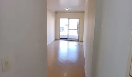 Belo apartamento de 65m² com 03 quartos,  01 WC, rua itapura