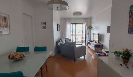 Belo apartamento de 03 quartos ( sendo 01 suíte, 02 vgs  fixas, rua freire de Andrade