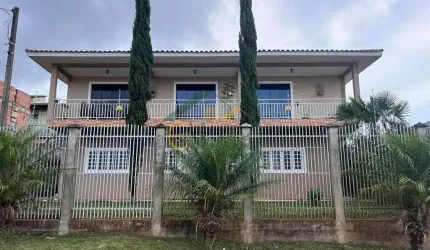 Sobrado à venda no bairro das Graças - Colombo/PR