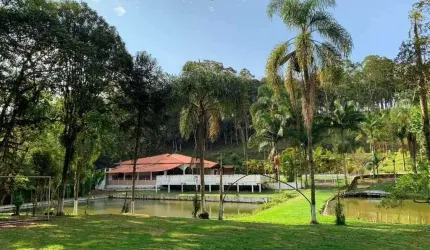 Chácara à venda em Mogi das Cruzes/SP