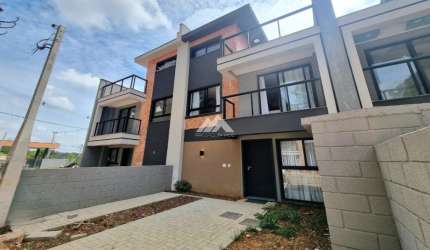 Lindo Triplex em Condomínio à venda no Sta Cândida.