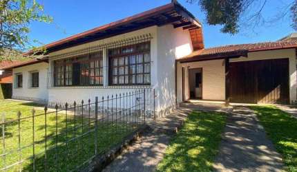 Casa linear com 3 dormitórios à venda, 156m² por R$ 1.200.000,00- Cônego- Nova Friburgo/RJ