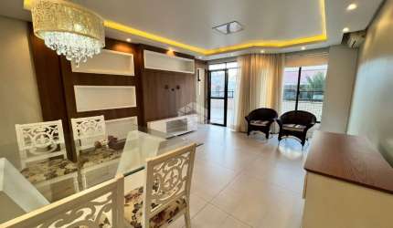 APARTAMENTO ALTO PADRÃO COM 3 SUÍTES E SACADA GOURMET NO CENTRO DE FLORIANÓPOLIS