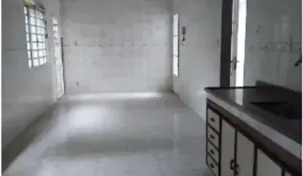 Sobrado para venda tem 371 metros quadrados com 3 quartos em Mangueira - São Gonçalo - RJ