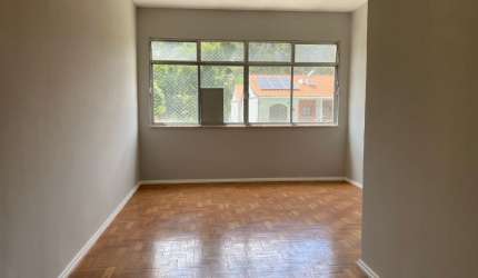 Apartamento no Coração do Alto, Teresópolis: Praticidade, Natureza e Qualidade de Vida.