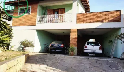Ótimo sobrado à venda na Vila Mangalot