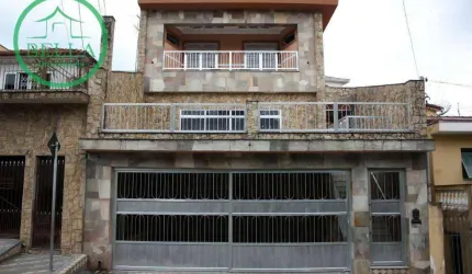 Excelente sobrado à venda no Jardim Regina