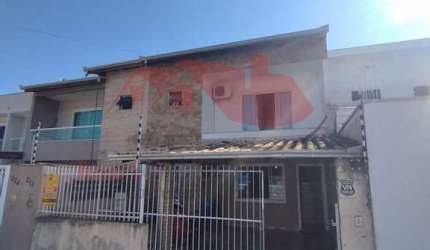 Excelente Casa Loteamentos Santa Clara