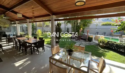 Casa no condomínio  Santa Monica Jardins na Barra da Tijuca - 5 quartos, 5 suítes, 3 salas, 5 vagas - Rio de Janeiro-RJ
