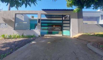 Casa para Venda em Cascavel, Santa Cruz, 2 dormitórios, 1 banheiro, 2 vagas