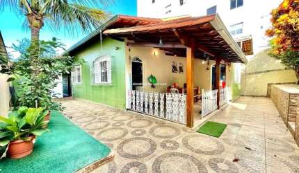 Casa com 4 quartos à venda na Rua Cantor Luiz Gonzaga, --, Castelo, Belo Horizonte por R$ 1.920.000
