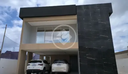 Casa em condomínio - 05 Suítes, Piscina e Área de Lazer