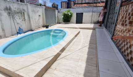 Casa para venda possui 208 metros quadrados com 3 quartos em Manaíra - João Pessoa - PB