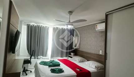 FLAT EM EMPREENDIMENTO À BEIRA-MAR – PRAIA DE MANAÍRA!