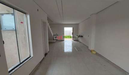 Em rua extena, no bairro TAUA, Sobrado à Venda, três dormitórios (sendo1 suite)  Jardim da Luz, Lon
