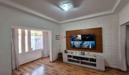 Casa central somente  à Venda, 140 m2, R$ 700 mil -  Vila Larsen 1, Londrina, PR