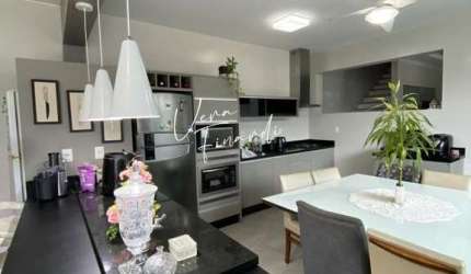 Casa para Venda em Joinville, Bom Retiro, 5 dormitórios, 2 suítes, 5 banheiros, 4 vagas