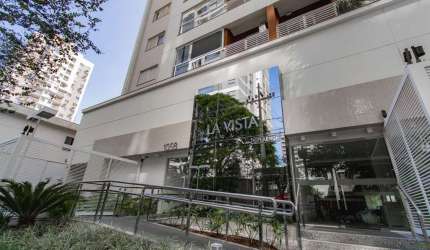 Apartamento no edifício La Vista