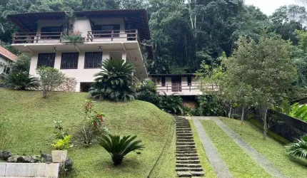 Casa para venda com 300 metros quadrados com 3 quartos em Itaipu - Niterói - RJ