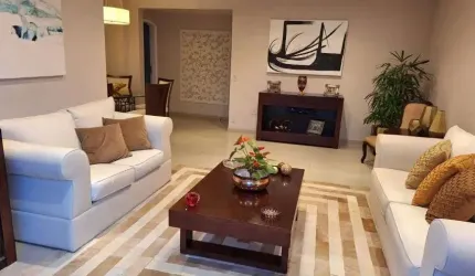 Imóvel para venda possui 211 metros quadrados com 4 quartos em Icaraí - Niterói - RJ