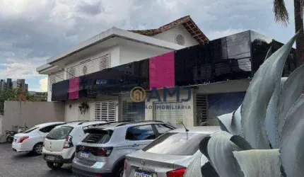 Sobrado comercial no Setor Marista