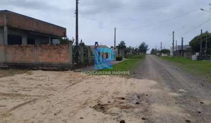 Terreno 200 metros da praia